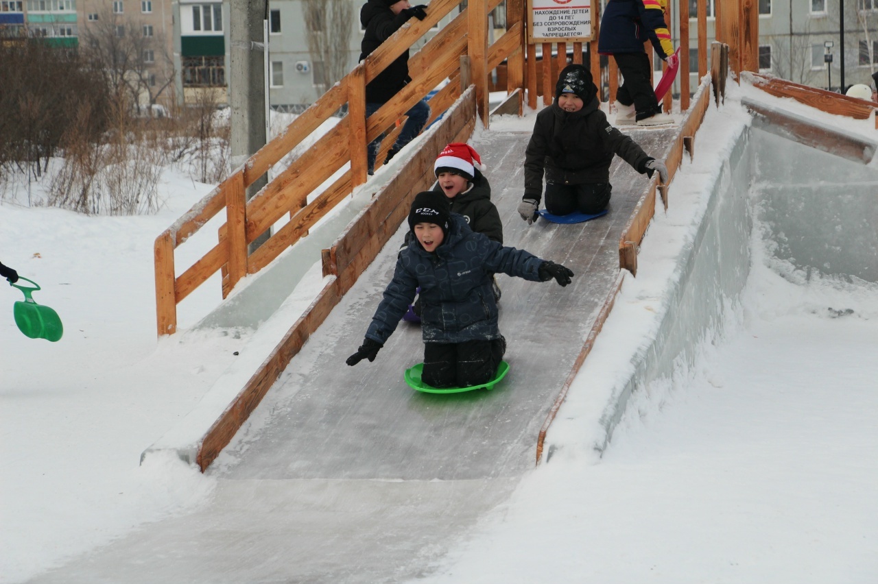 Байрамдан изгелек бөрктө
