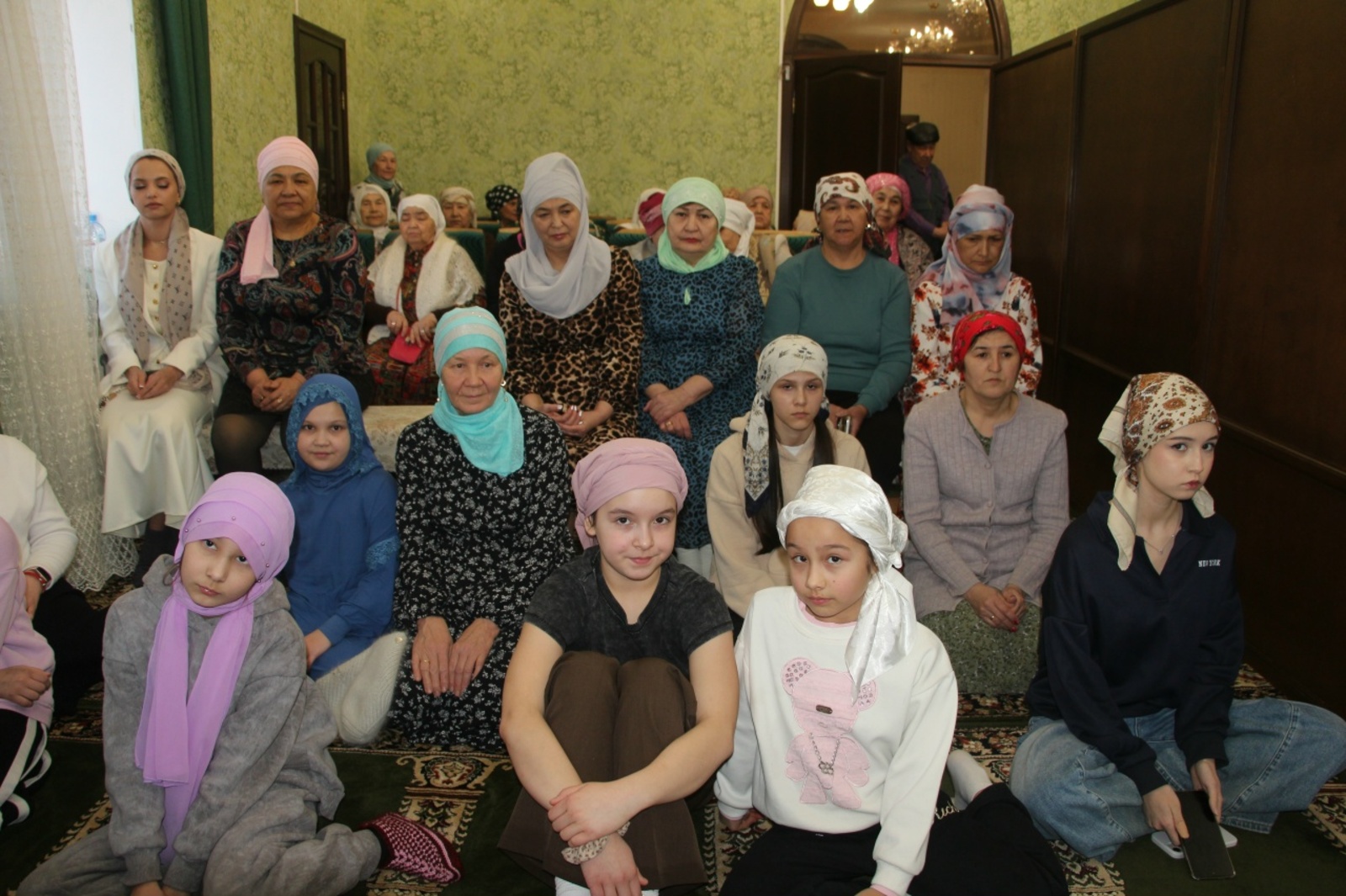 Һәр саҡ шулай берҙәм һәм татыу булайыҡ!