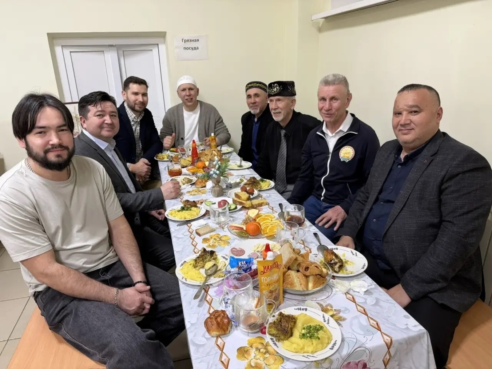 Ҡоролтайҙар ифтарға йыйылды