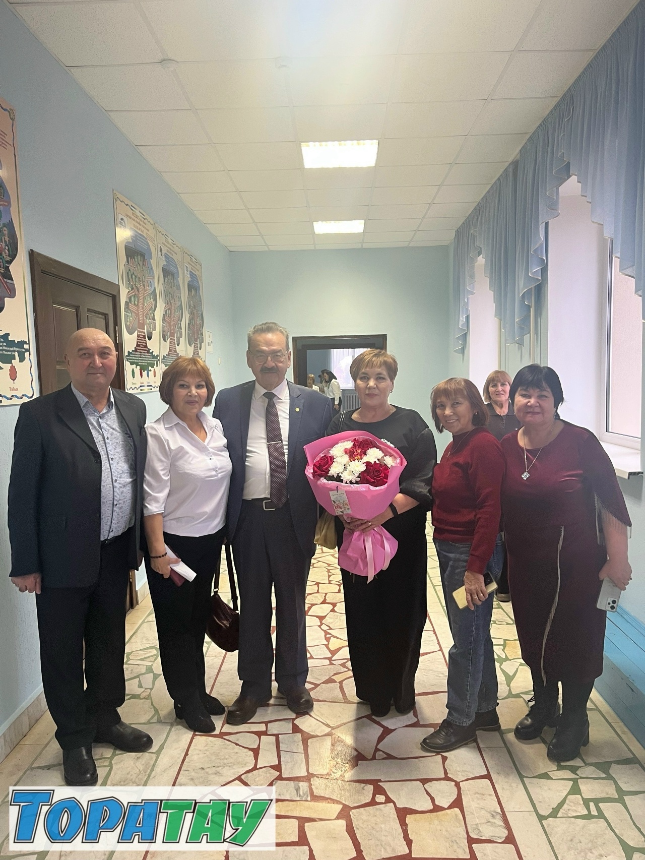 Күркәм юбилейың менән, гимназиям!