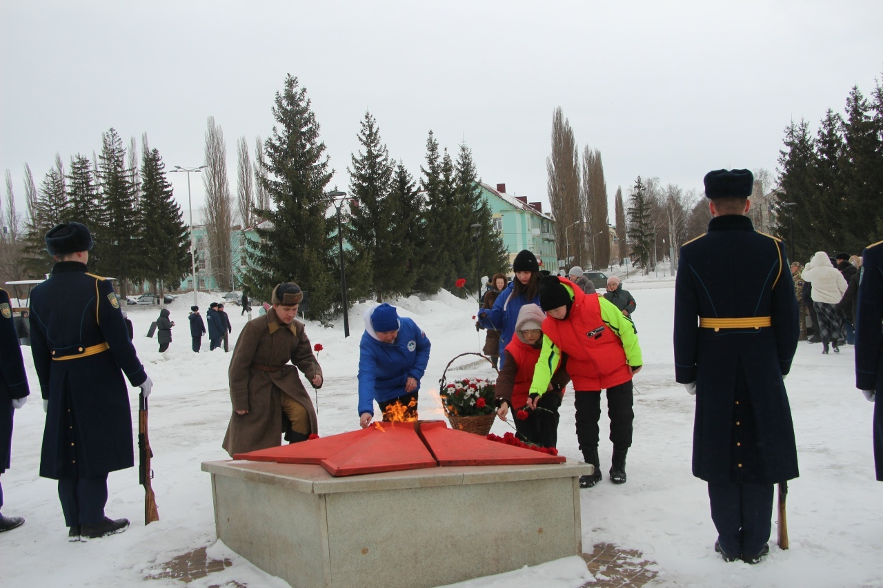 Еңеүҙе яҡынайтыусы һәр кем - Ватанды һаҡлаусы