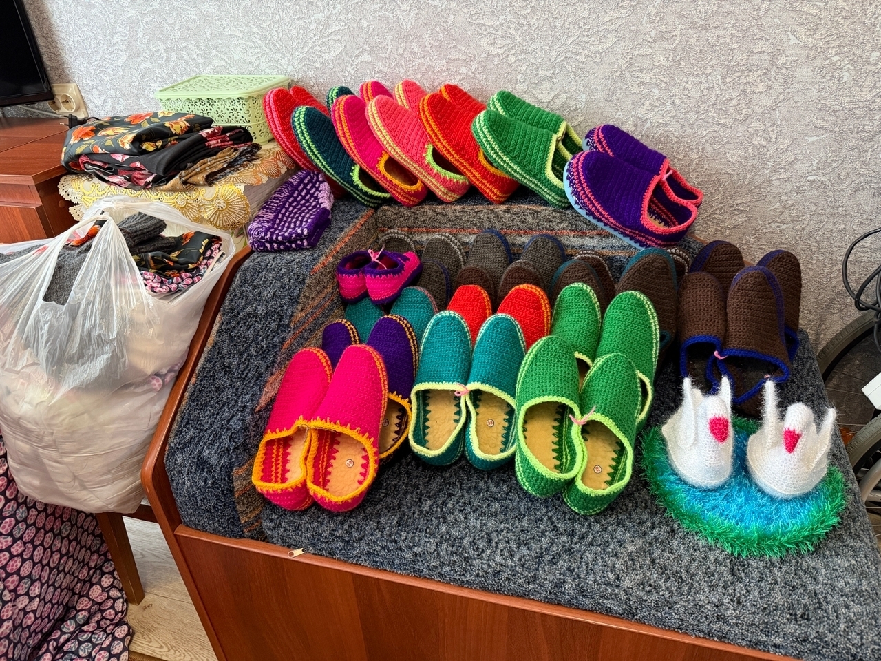 Яугирҙарға йылы посылкалар әҙерләй