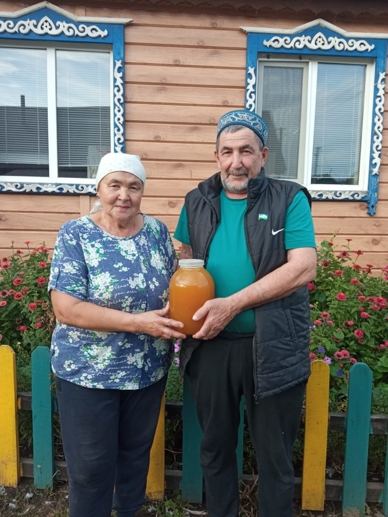 Шифалы сәй эргәһенә хуш еҫле бал