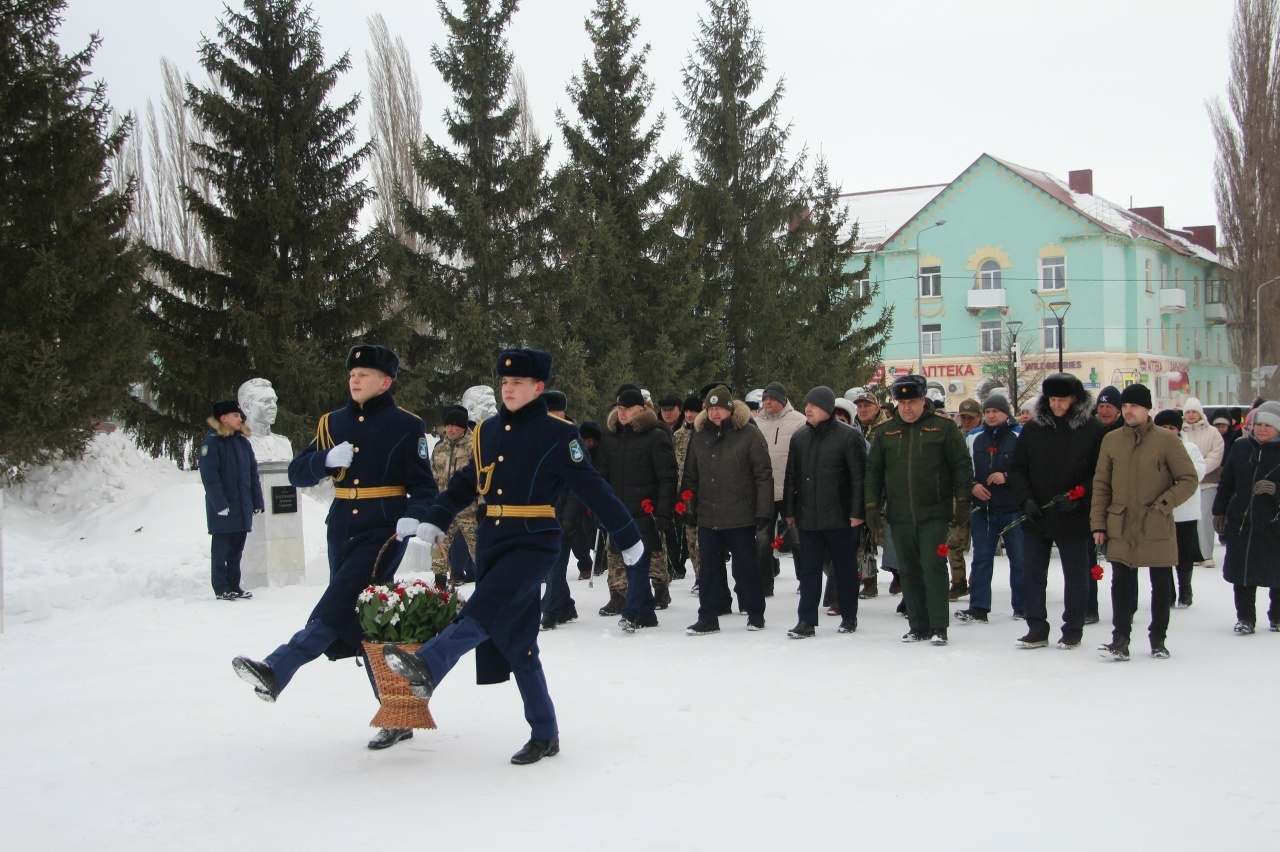 Еңеүҙе яҡынайтыусы һәр кем - Ватанды һаҡлаусы