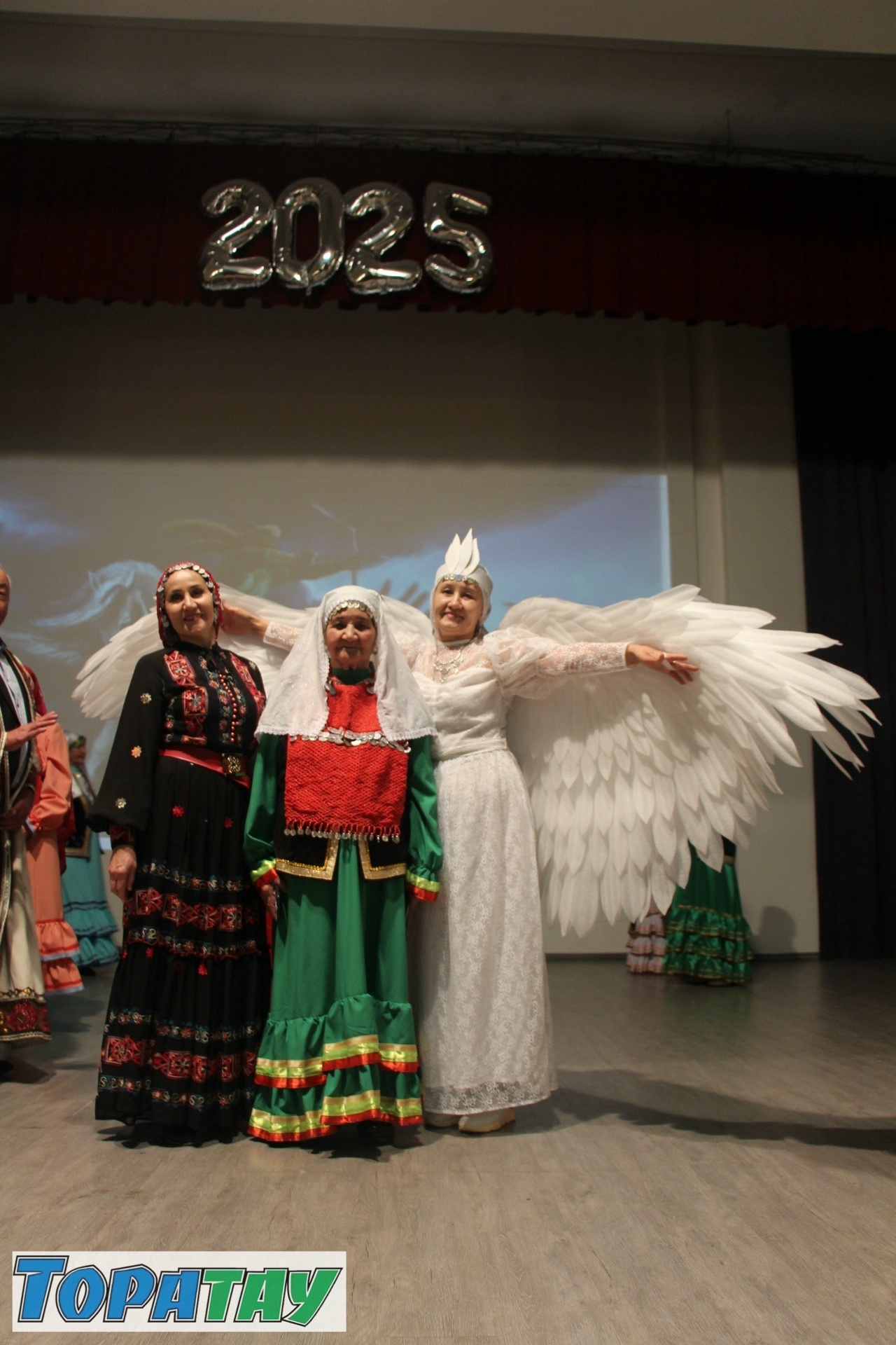 Бәйге тотто ағинәйҙәр