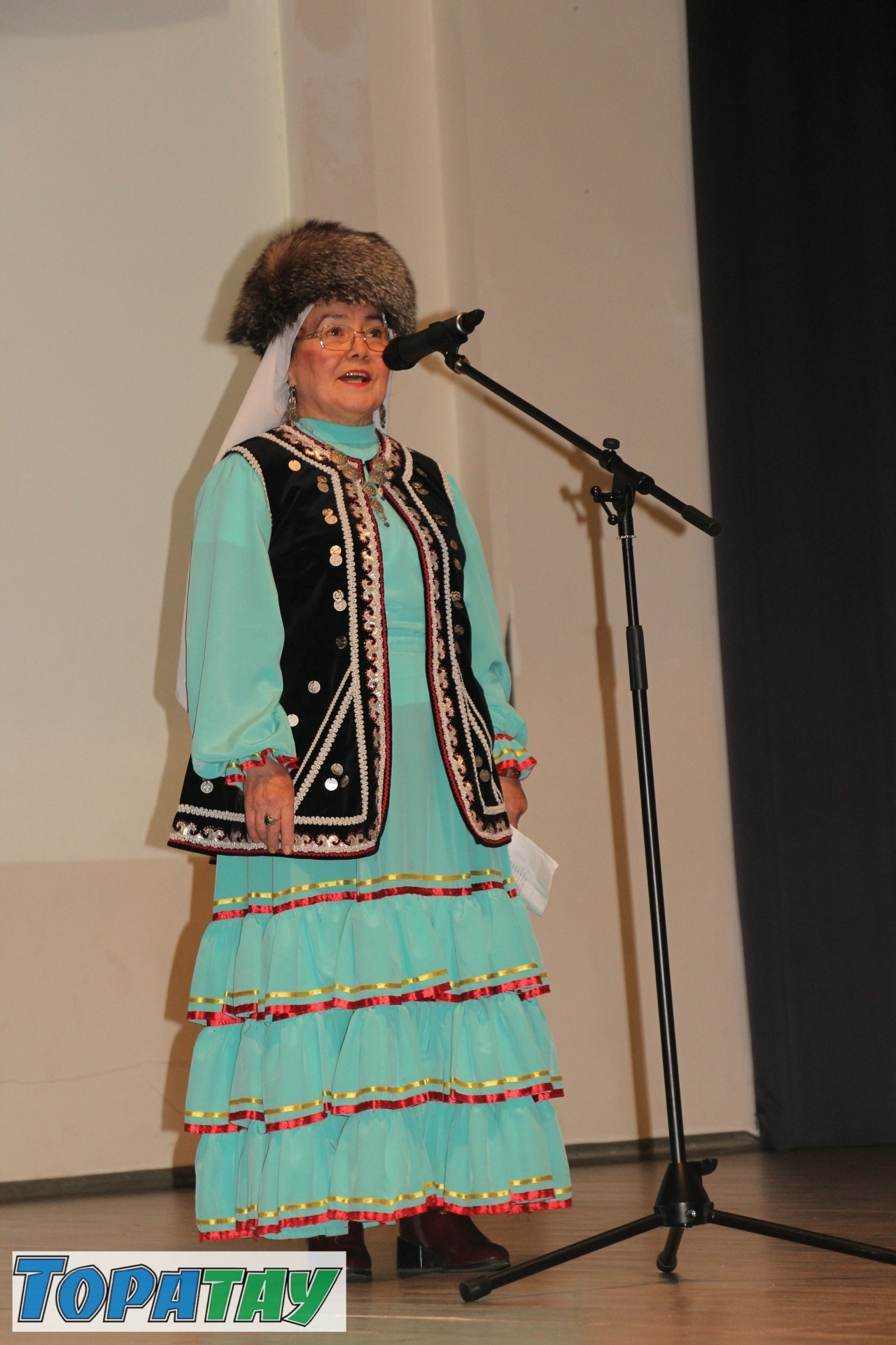 Бәйге тотто ағинәйҙәр