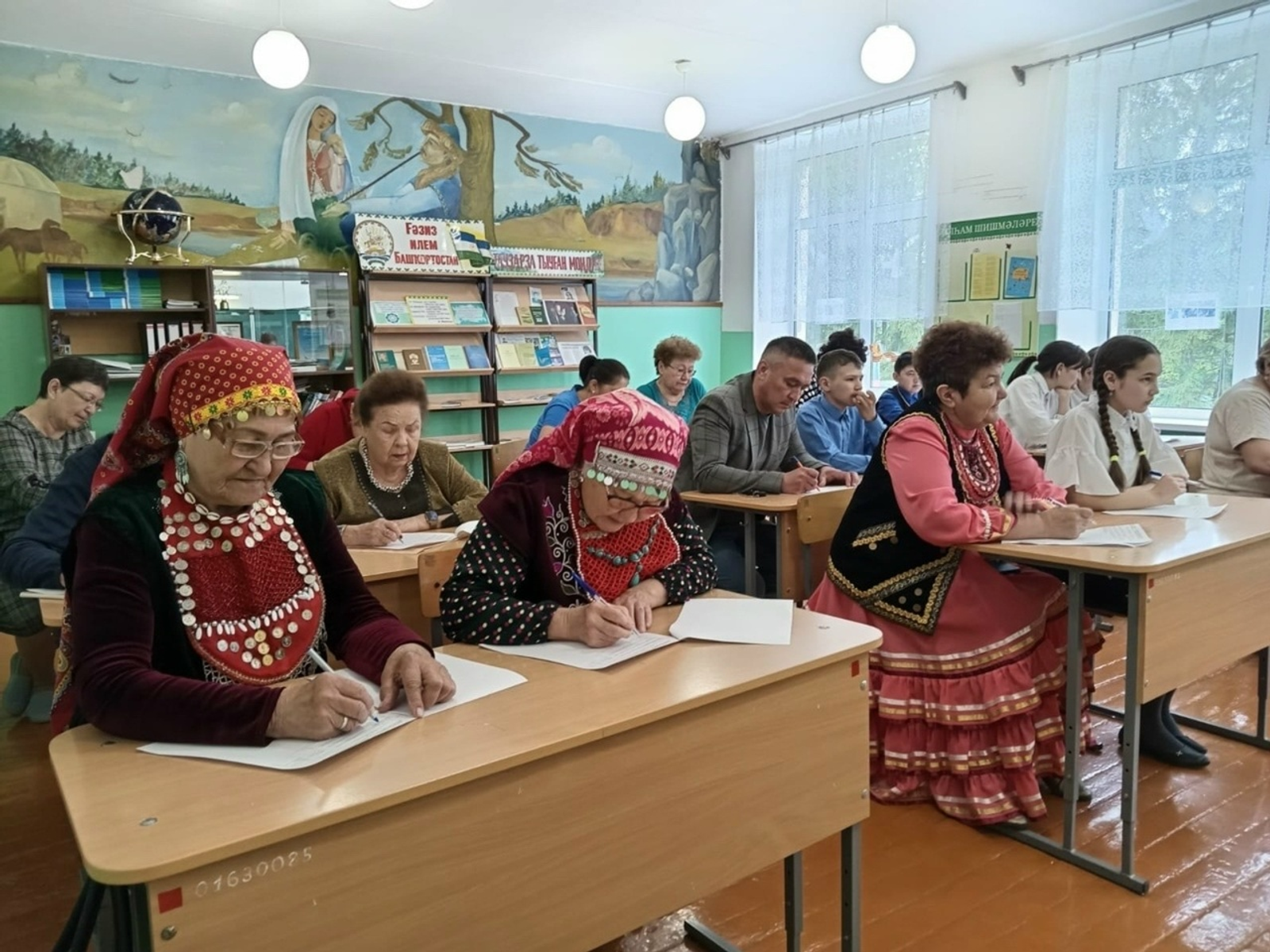 Быйыл да бергәләп диктант яҙабыҙ