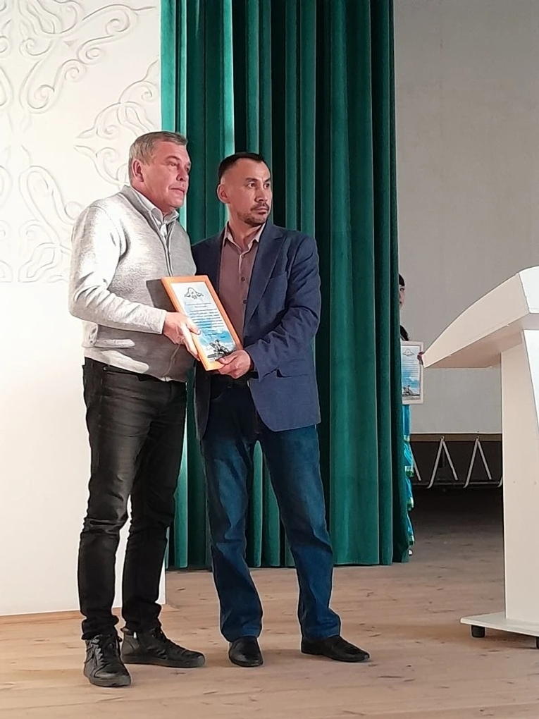 Ауыл Советы хакимиәте башлығы менән бер көн