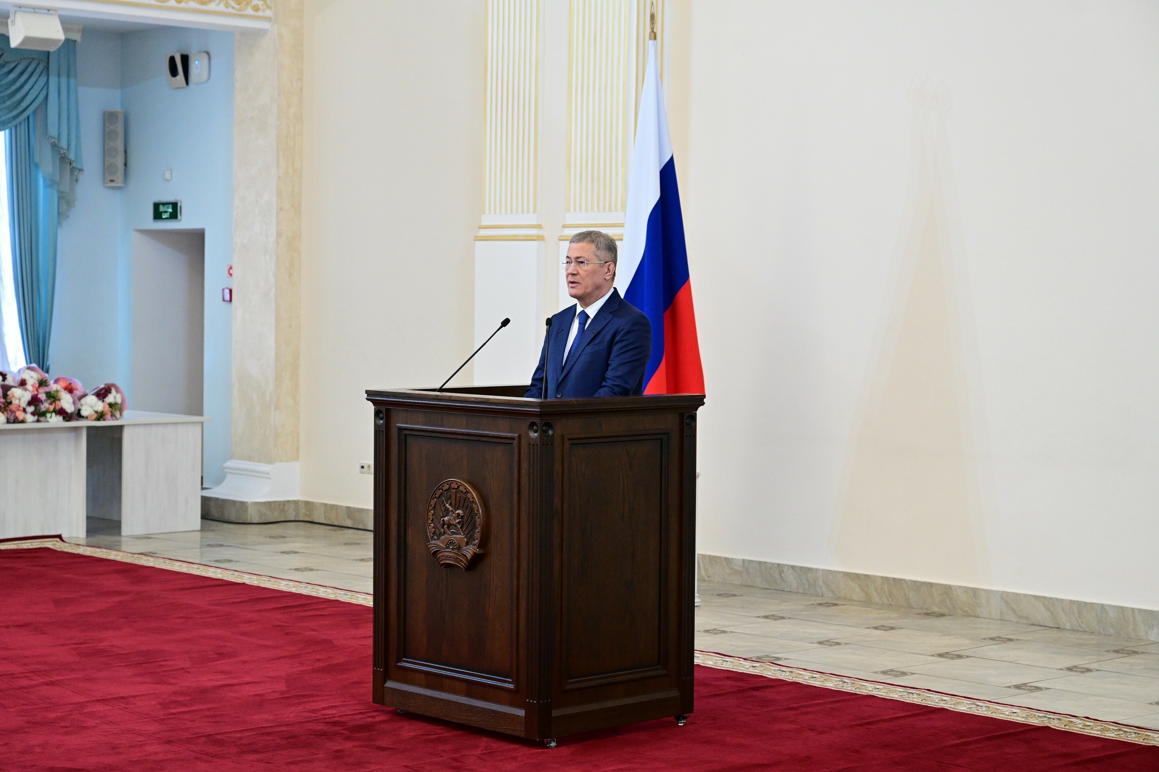 Һайлаған һөнәренә ҡырҡ йыл тоғро