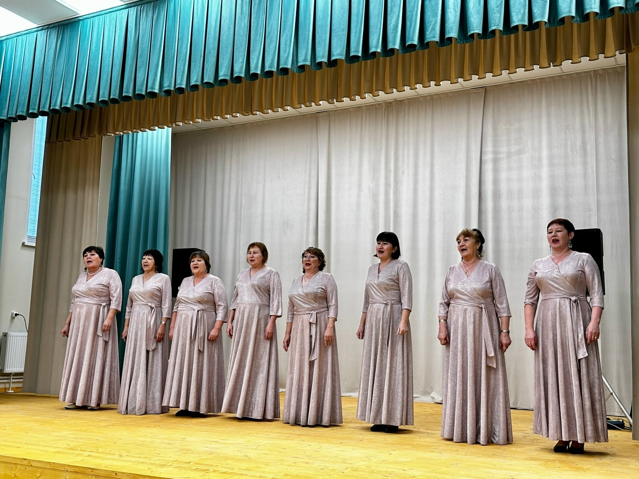 Хөрмәтле мәҙәниәт хеҙмәткәрҙәре һәм тармаҡ ветерандары!