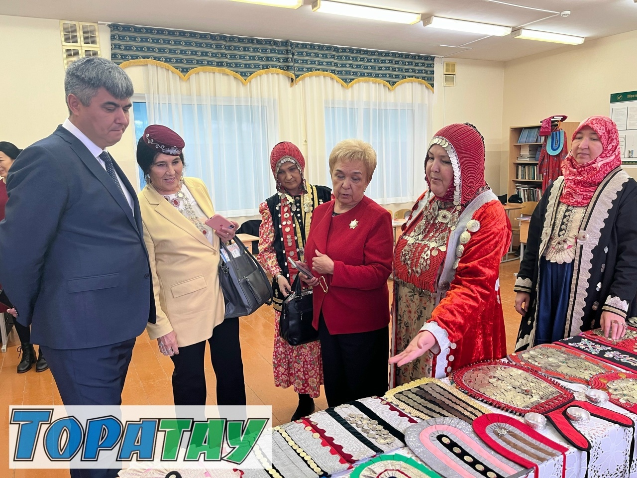 Күркәм юбилейың менән, гимназиям!