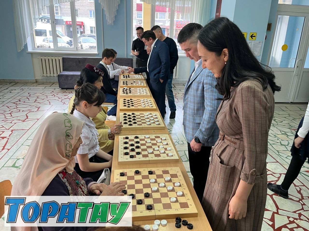 Күркәм юбилейың менән, гимназиям!