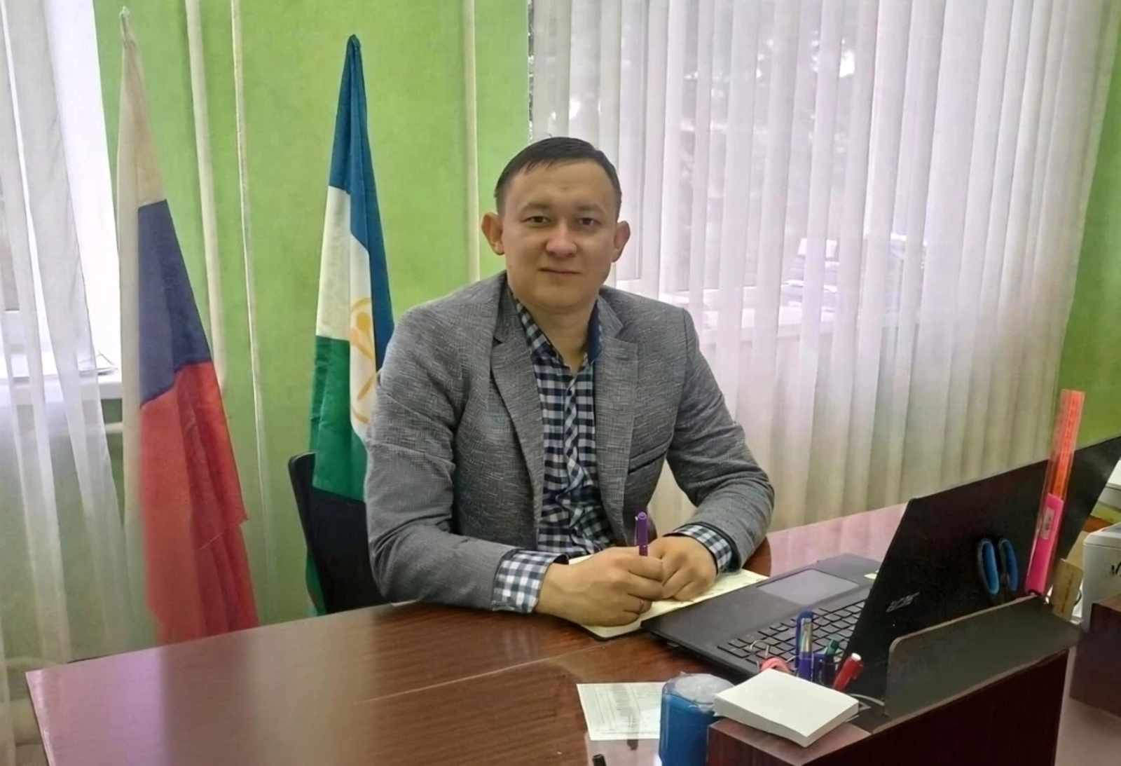 ҒАИЛӘ ҺӘМ ЭШ – ИКЕ БӘХЕТ