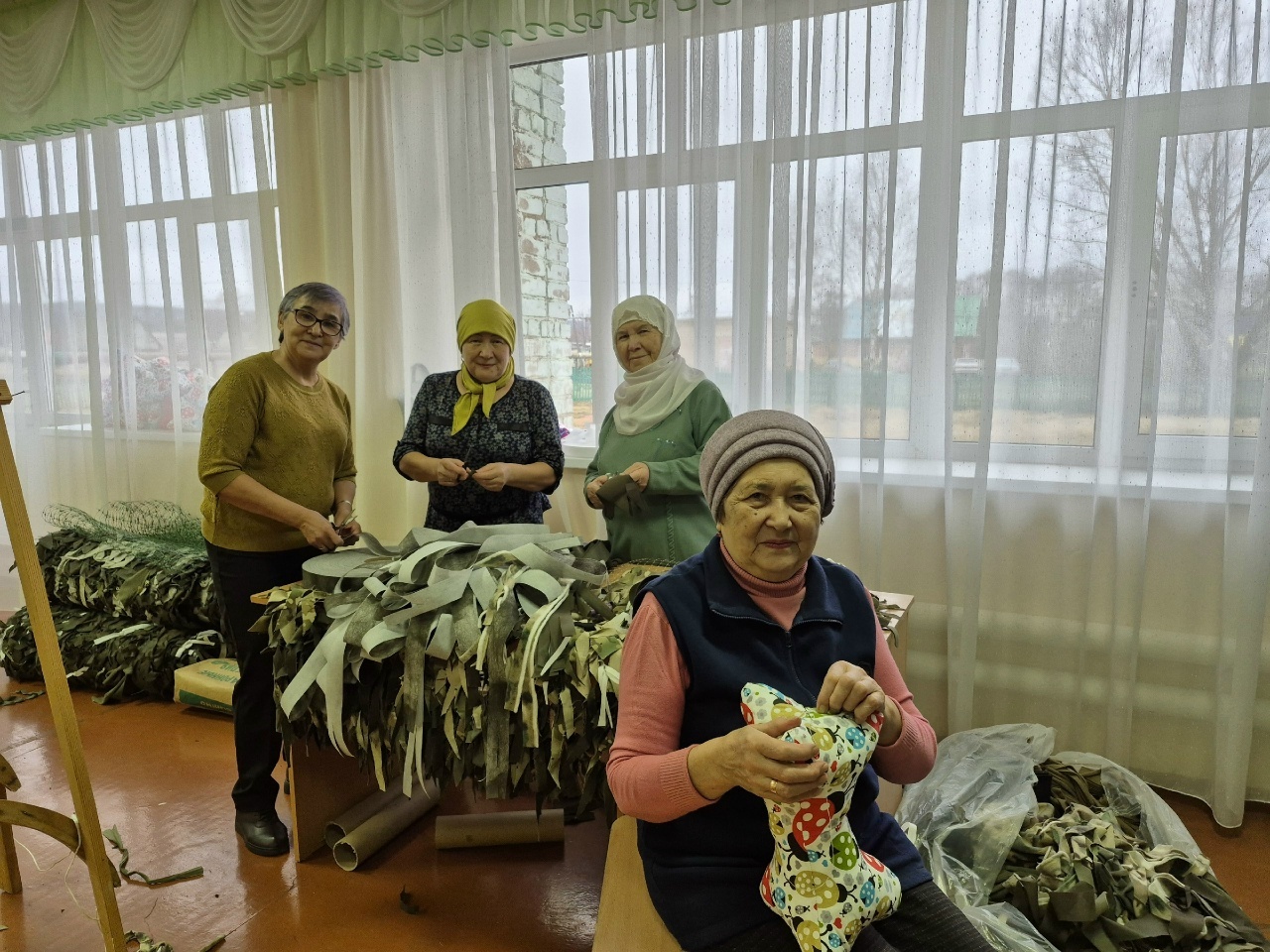 Берҙәм халыҡ йәшәй Этҡолда