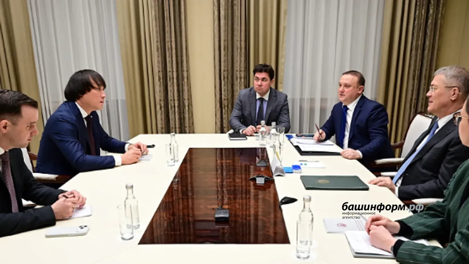 Глава Башкирии обсудил с главами комитетов Госдумы развитие туризма